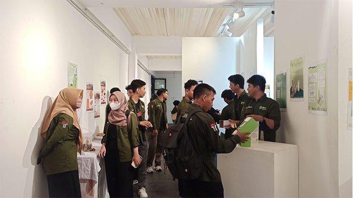 Pameran Prodi Teknik Logistik IT Telkom Purwokerto Suguhkan Inovasi dan Kreatifitas Mahasiswa