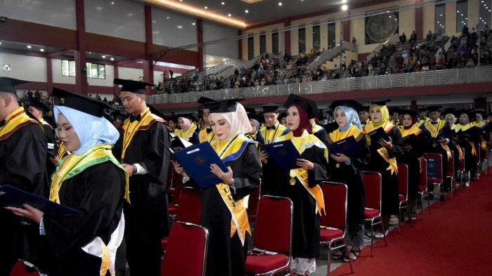 Para Wisadwan Wisudawati Universitas Jenderal Soedirman (Unsoed)