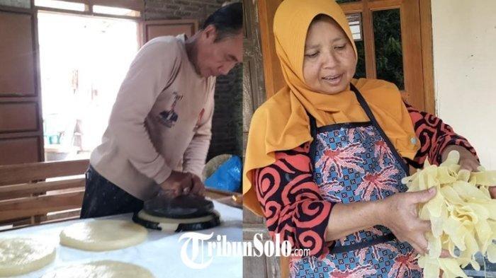 Sugimin dan Tini, pasutri pembuat gatot dan kerupuk trowolo warga Dusun Sunggingan, Desa Jambeyan, Kecamatan Sambirejo, Kabupaten Sragen. 