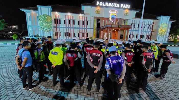 Apel persiapan patroli multisasaran di Polresta Pati, Senin (10/6/2024) malam.