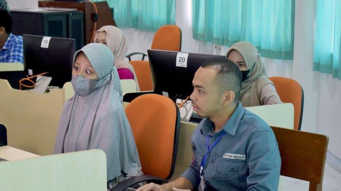 Pelaksanaan UTBK Unsoed hari ketiga ,Jumat (3/5).