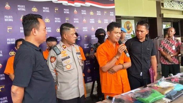 Warga Mengamuk Kepung Rumah Pelaku Guru Ngaji