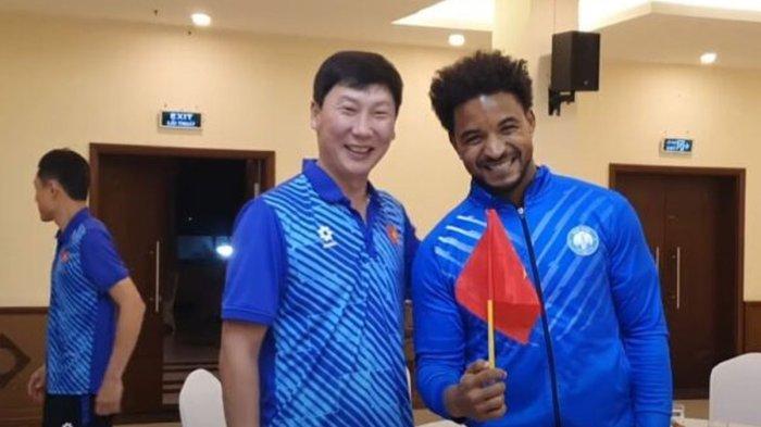 Pemain naturalisasi timnas Vietnam kelahiran Brasil, Nguyen Xuan Son, menjadi salah satu pemain yang dibawa pelatih Kim Sang-sik untuk berlaga di Piala AFF 2024.