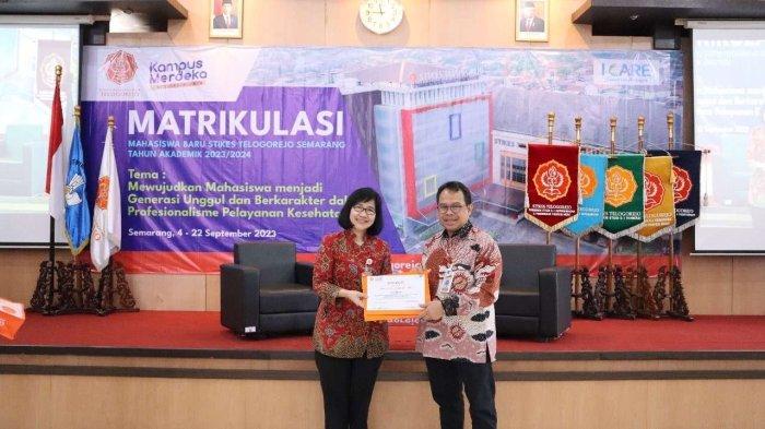 Pembukaan Matrikulasi Mahasiswa Baru Tahun Akademik 2023/2024 di Ruang Auditorium STIKES Telogorejo Semarang.
