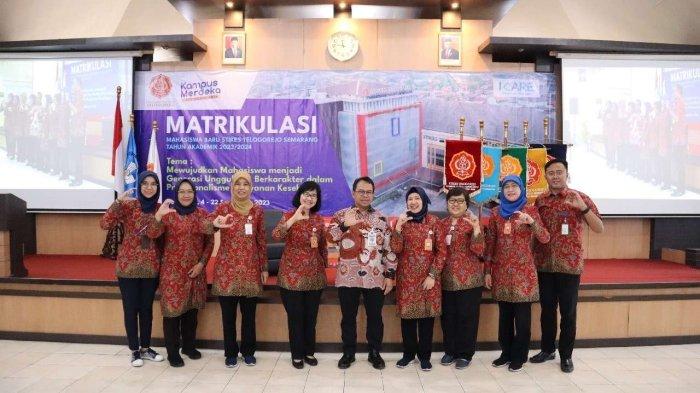 Pembukaan Matrikulasi Mahasiswa Baru Tahun Akademik 2023/2024 di Ruang Auditorium STIKES Telogorejo Semarang.
