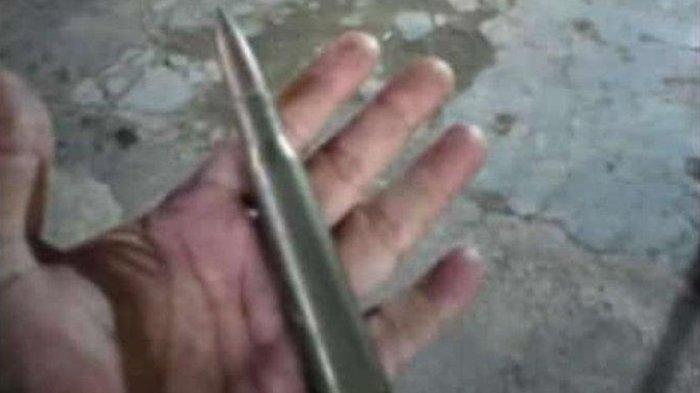 Penemuan peluru pasca ledakan gudang peluru Yon Armed 7 di Bantar Gebang, Kota Bekasi, Jawa Barat pada Sabtu (30/3/2024) malam.