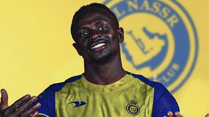 Penyerang Bayern Muenchen, Sadio Mane bakal segera meramaikan Liga Arab Saudi setelah dikabarkan segera gabung Al Nassr di musim panas ini.