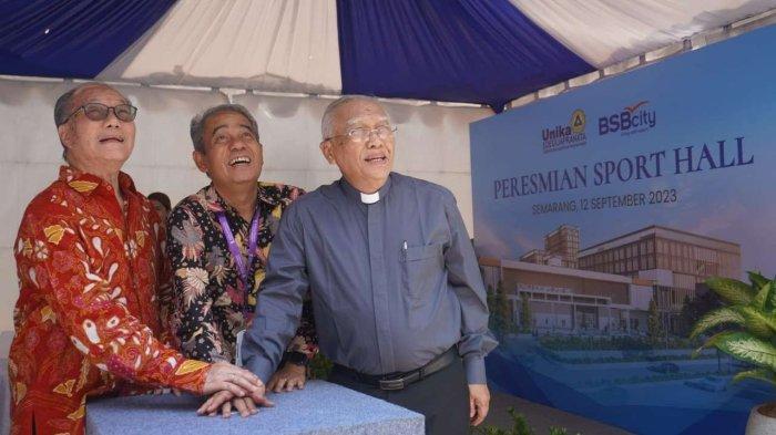 Peresmian Gedung Sport Hall baru di Kampus SCU BSB pada Selasa (12/9).