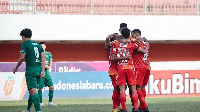 Persebaya Surabaya dibantai 4-0 Bali United di Stadion Maguwoharjo, Sleman.
