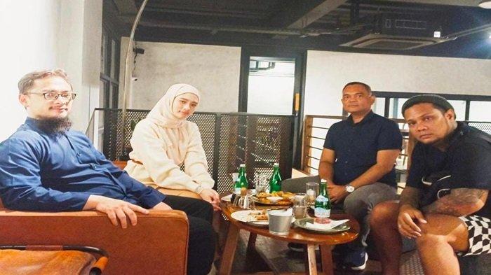 Pertemuan Inara Rusli dan Virgoun Ditemani Perwakilan Keluarga.