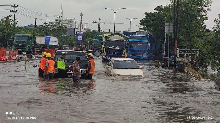 Tragedi Banjir Bandang: Mengapa Siklon Langka dan Badai Menghancurkan Selatan Asia