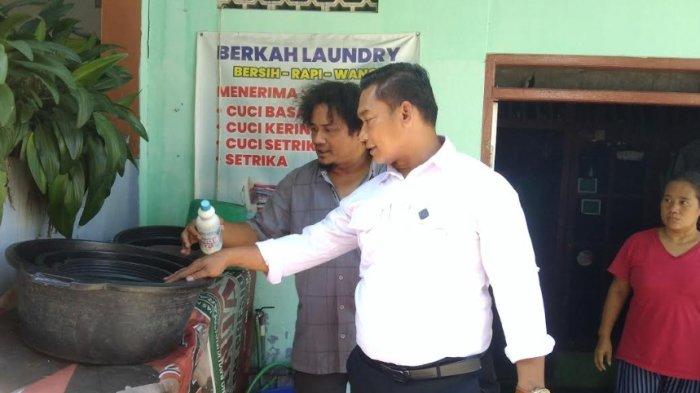Polisi lakukan penyelidikan tempat penemuan bayi yang ditaruh dalam ember rumah laundry jalan Tambra Dalam 11 RT 3 RW 11 Kelurahan Kuningan Kecamatan Semarang Utara, Senin (6/5/2024)