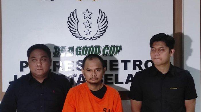 Polisi resmi menjebloskan Panca Darmansyah (41), ayah pembunuh empat anak di Jagakarsa ke dalam rumah tahanan (rutan) Polres Metro Jakarta Selatan, Rabu (20/12/2023).