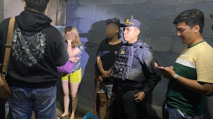 Polres Jepara menggerebek pasangan tak resmi di hotel, homestay hingga kos an di Kawasan Desa Bandengan, Jepara.