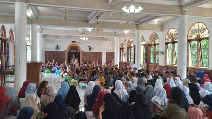 Yayasan Generasi Sukses Mandiri kembali menggelar Pondok Pesantren Liburan Sekolah untuk menyemarakkan liburan anak-anak dengan kegiatan yang bernuansa Islami dan peningkatan karakter