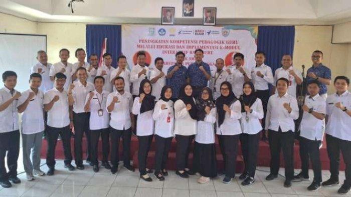Poto bersama bersama guru-guru PJOK SMP Kabupaten Purbalingga