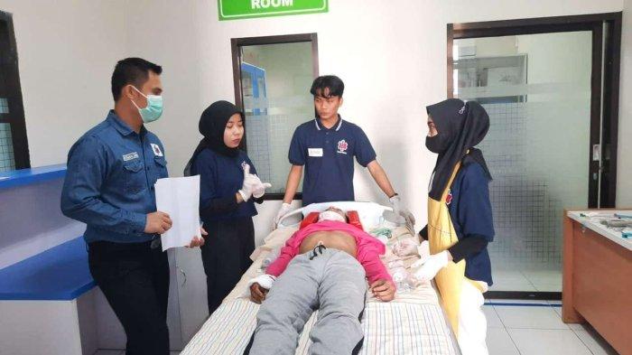 Prodi Keperawatan D3 dan Prodi Profesi Ners UMP Gelar Basic Trauma & Cardiac Life Support