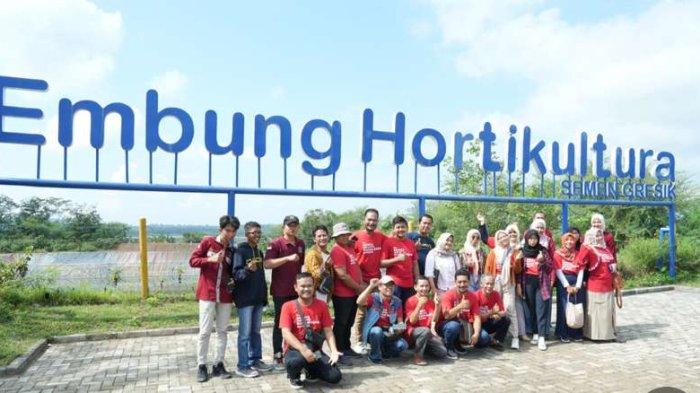 Puluhan UMKM, Konten Kreator, hingga Milenials Mitra Belajar Industri Hijau ke Semen Gresik di kawasan Pendopo Joglo Tani dan Edupark Pabrik Rembang, Selasa (27/2).