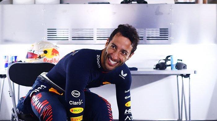 The Honey Badger Kembali: Daniel Ricciardo Siap Menggebrak di Sisa ...