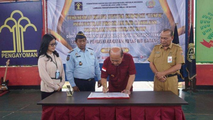 Resmikan Ruang Pembinaan Lapas Batang, Kakanwil Kemenkumham Jateng Harapkan Pembinaan WBP Berjalan Optimal