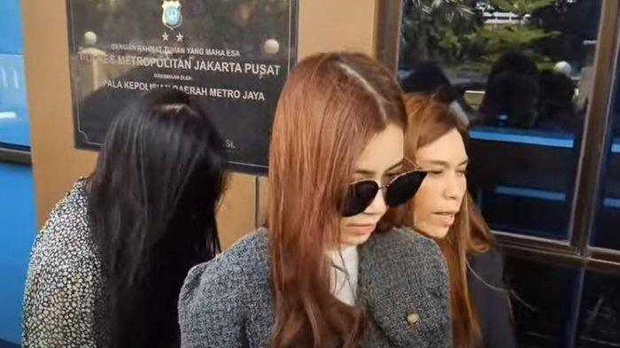 Rinoa Aurora dan ibunya, Yuliana Assad.