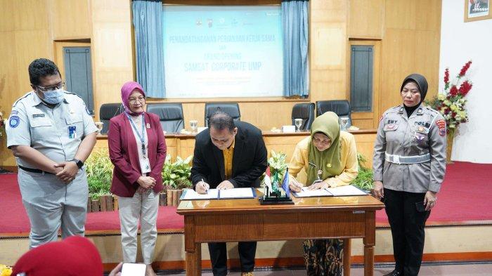 SAMSAT Corporate Hadir Di UMP Mudahkan Mahasiswa Bayar Pajak Kendaraan