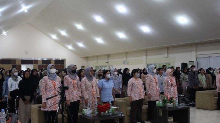SEMINAR SERIES FARMASI STIKES TELOGOREJO SEMARANG “PERILAKU MASYARAKAT DALAM PEMBELIAN & PENGGUNAAN PRODUK KESEHATAN”