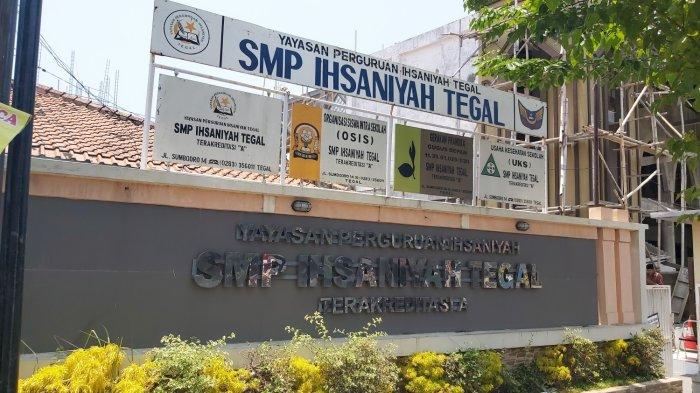 SMP Ihsaniyah Tegal di Jalan Sumbodro