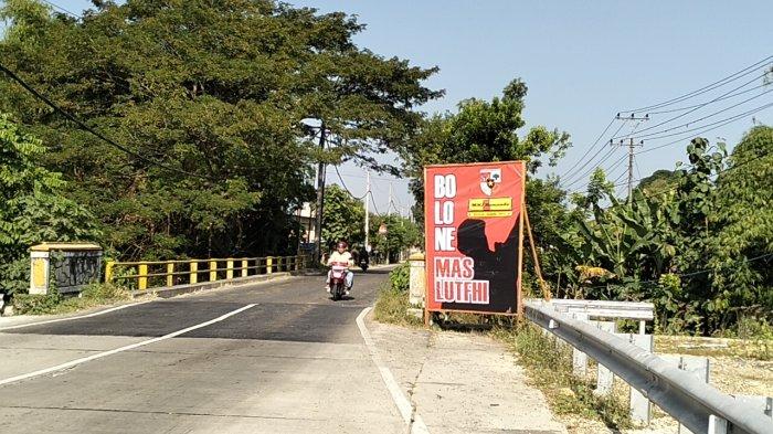 Salah satu baliho yang dipasang oleh Pemuda Pancasila sebagai bentuk dukungan pada Irjen Pol Ahmad Luthfi.