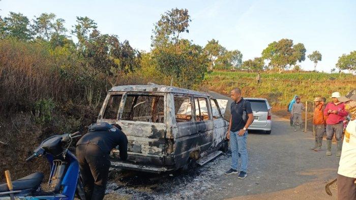 Modus Pencuri Alpukat di Lawang Gagal, Warga Marah hingga Motor Dibakar