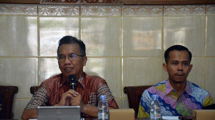 Suasana sosialisasi, pembinaan, serta pencanangan Desa Cantik (Desa Cinta Statistik) di Desa Brokoh, Kecamatan Wonotunggal, Kabupaten Batang, Jumat (3/11/2023). 