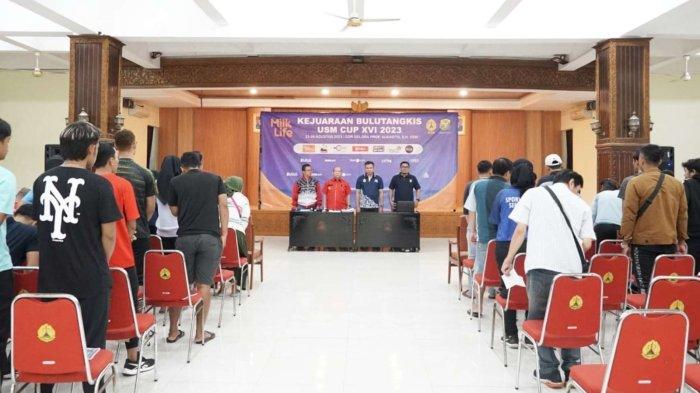 Suasana saat pembukaan Kejuaraan Bulu Tangkis USM CUP XVI 2023