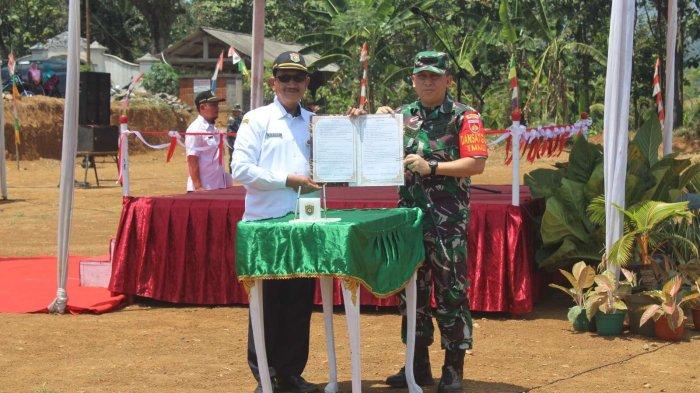 TNI Manunggal Membangun Desa (TMMD) Reguler ke 118 tahun 2023 Kodim 0715/Kendal  di desa Purwogondo kecamatan Boja ,Kendal, resmi di buka oleh Sekda Kabupaten Kendal Ir. Sugiyono M.T. di lapangan desa setempat , Rabu (20/09/23).