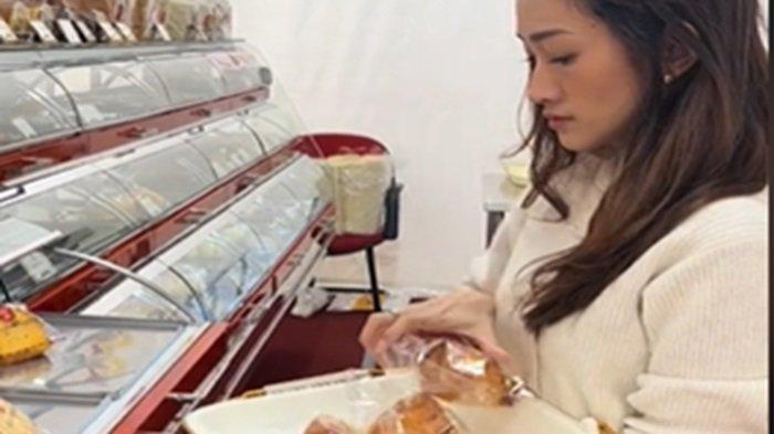 Beli roti Rp 400 ribu yang dimakan Kaesang, seorang tiktokers menyindir