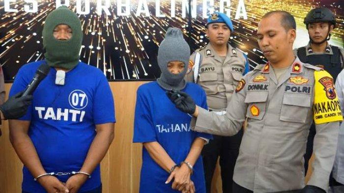 Tersangka RM (54) dan SK (42) suami istri di Purbalingga ditangkap polisi terkait kasus persetubuhan terhadap anak, saat konferensi pers, Jumat (19/1/2024).