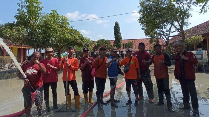 Tim Tanggap Cepat IMM UMP Berikan Bantuan bagi Korban Banjir di Demak dan Kudus