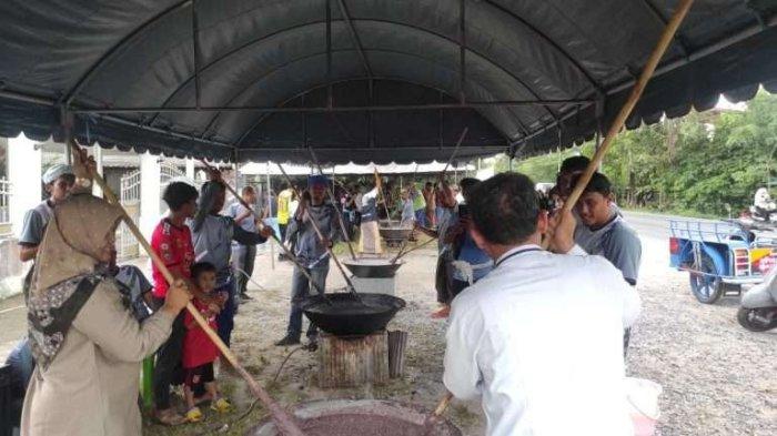 Tradisi memasak bubur Asyura menyambut tahun baru Islam masyarakat Pattani
