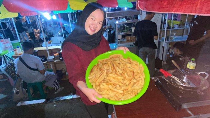 Tumbuhkan Jiwa Kewirausahaan, Mahasiswa UMP Sukses Berjualan di Pasar Ramadan Hingga Raih Omset Puluhan Juta