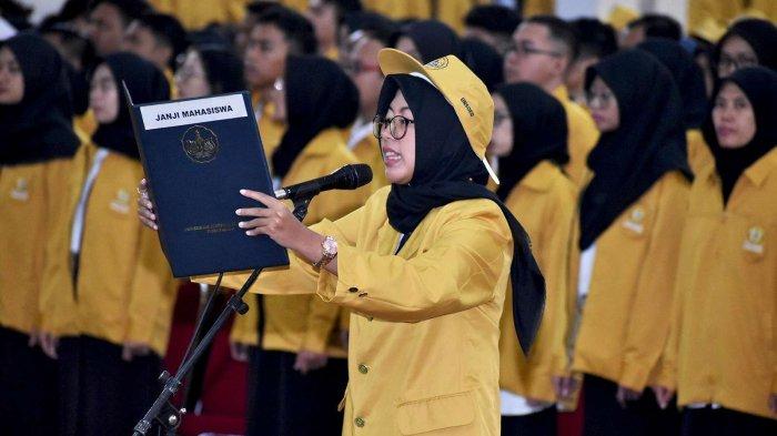 UNSOED Kukuhkan 7.296 Mahasiswa Baru Tahun 2023