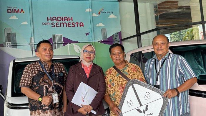 Bank Jateng Cabang Utama Serahkan Hadiah kepada Pemenang Undian ...