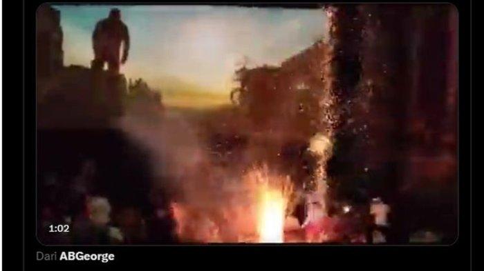 Viral Video Penonton Menyalakan Kembang Api di Dalam Gedung Bioskop, Pengunjung Lain Panik