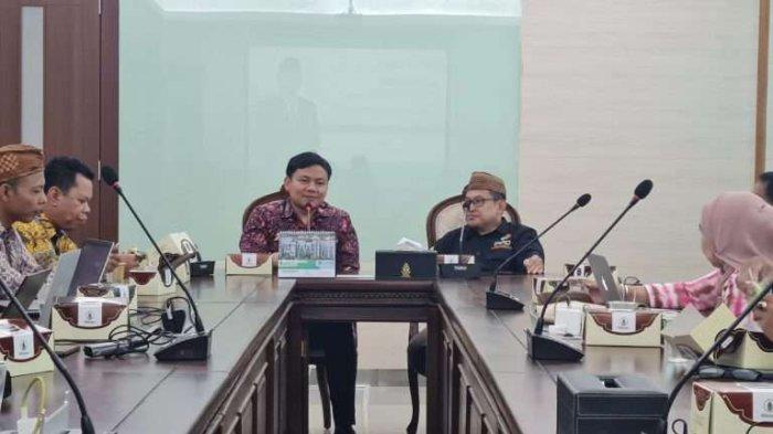 Wakil Ketua Komisi Informasi Pusat Sosialisasikan Keterbukaan Informasi Publik