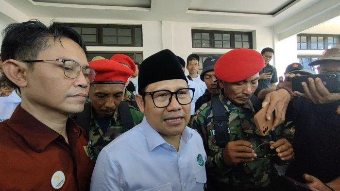 Ketua umum Partai Kebangkitan Bangsa (PKB) Abdul Muhaimin Iskandar saat launching Gerbang Emas Nusantara di Allium Hotel Cepu, Kabupaten Blora, Rabu (9/8/2023). 
 