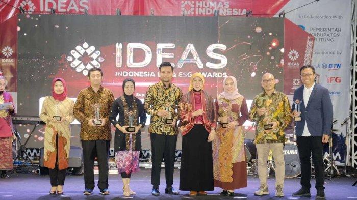 Foto bersama Plt. General Manager of Communication & Legal PT Semen Gresik, Ahmad Jibril, dengan para pemenang dalam ajang The 2nd Indonesia DEI & ESG (IDEAS) 2023 di Urbanview Hotel Belitung Lodge Resto, Air Selumar, Sijuk, Kabupaten Belitung (4/8).