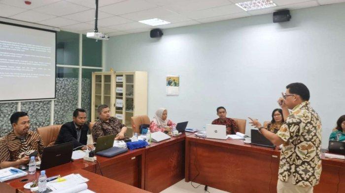 Foto pada saat berlangsungnya kegiatan Pelatihan Kapasitas Kepemimpinan