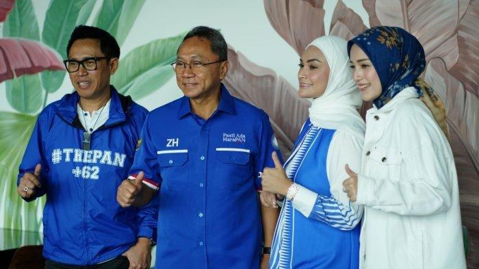 Eko Patrio hingga Adelia Pasha dampingi Ketua Umum PAN, Zulkifli Hasan 'blusukan' di Jawa Tengah, beberapa waktu lalu.