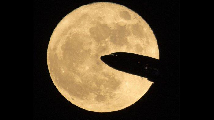 ILUSTRASI: Bulan purnama