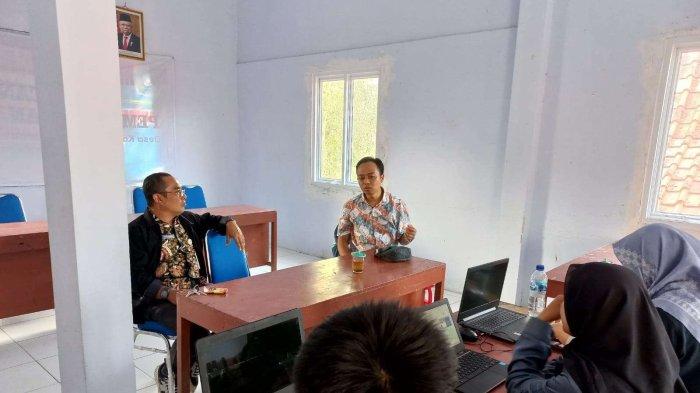 Kamis (31/08/2023) Institut Teknologi Telkom Purwokerto kembali melakukan kunjungan ke Desa Karanggayam sebagai kelanjutan dari pendampingan manajemen website desa.