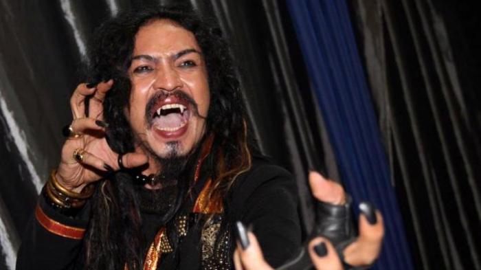 Pesulap, Limbad saat menghadiri acara Mahakarya 21 tahun RCTI, di Istora Senayan, Jakarta, Sabtu (21/8/2010) malam.