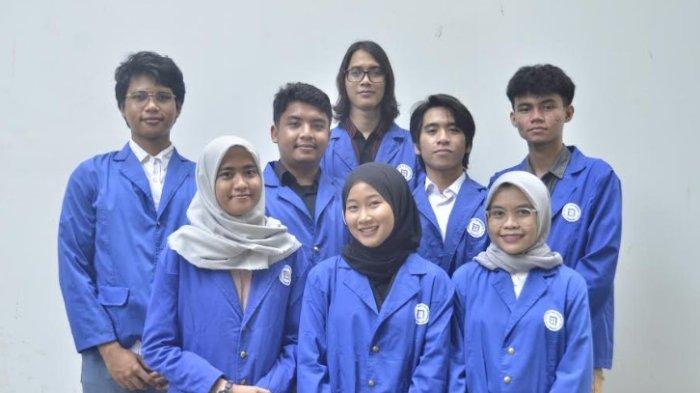 Delapan Mahasiswa Prodi Teknik Informatika Udinus Ikuti Program Garuda